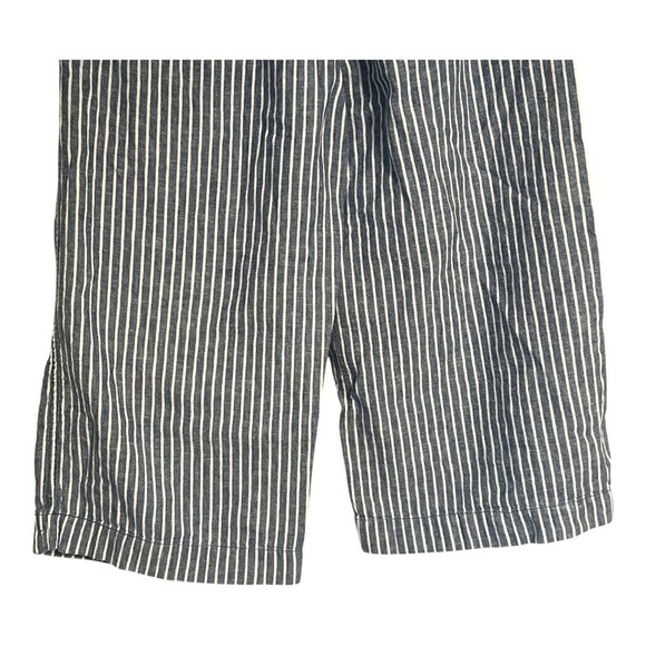 Beach Lunch Lounge Margot Linen Blend
Capri Pants blue striped medium - Picture 8 of 15